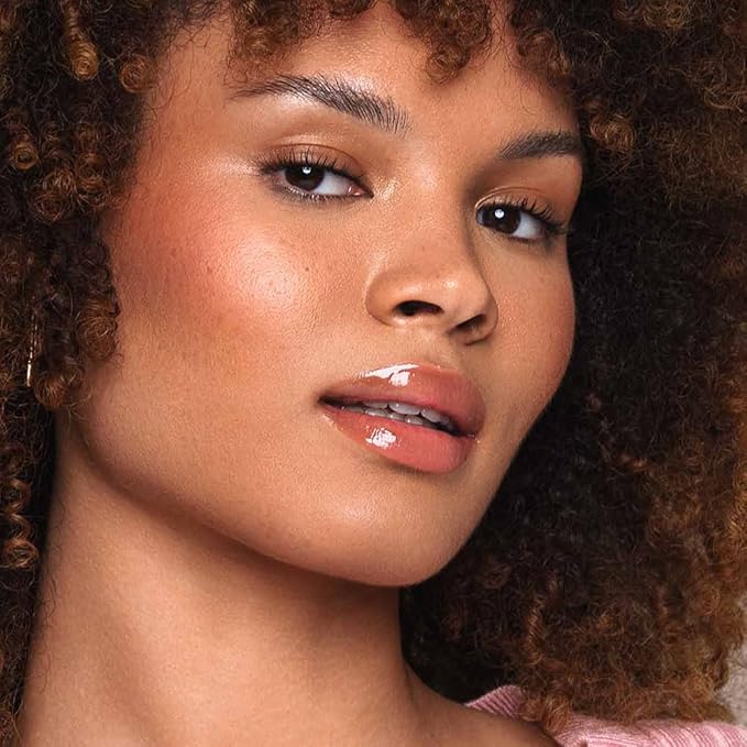 Jouer Essential Hydrating Lip Oil –