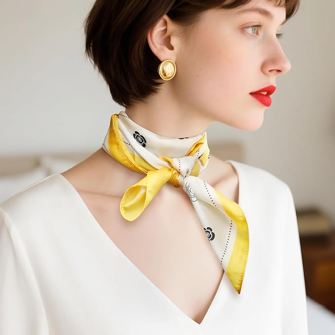 Lavender Candles, Scented Candles Gift Set for Women,Candles for Home Scented,Natural Soy Wax, Artisanal Pottery Jar,Set 2 Pack, Total 16oz, 90 Hours of Burn, One Silk Scarf