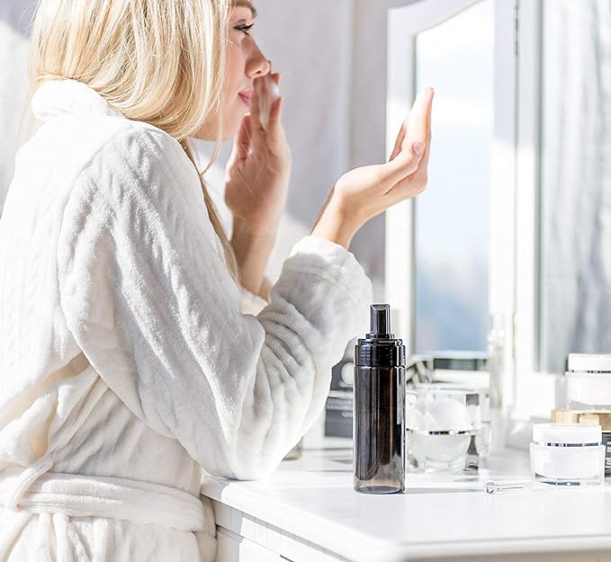 Forever Flawless Exfoliating and Foaming Face Cleanser and Makeup Remover with 100% Natural Diamond Powder, Deep Clean for Women and Mens Pores FF17, (150 ml)