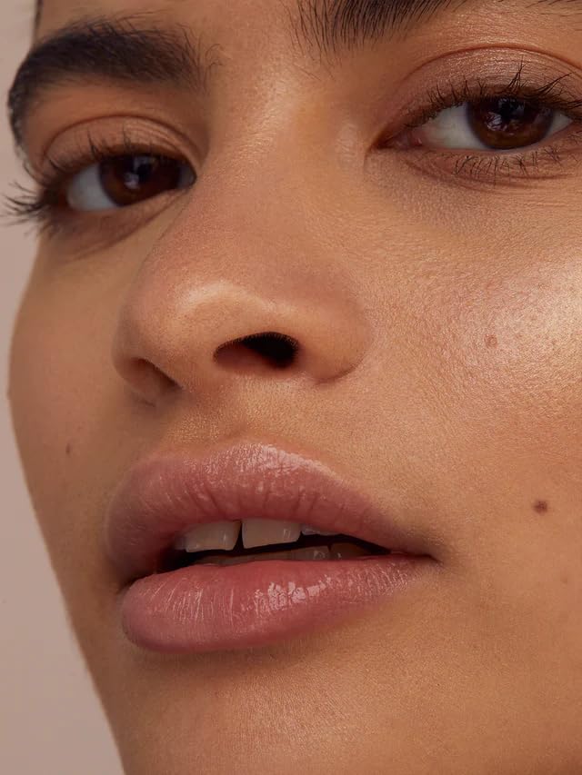 ILIA - Lip Wrap Overnight Treatment Mask | Exfoliate, Hydrate, Smooth, Soften, Plump | Use Morning or Night | Gluten + Silicone-Free | Non-Toxic, Vegan, Cruelty-Free (0.34 fl oz | 10 ml)