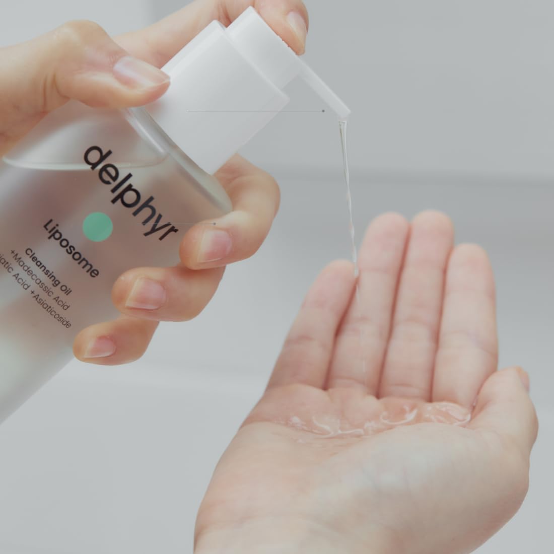 delphyr Liposome Daily Cleansing Oil, Gentle Makeup & Blackhead Remover for Sensitive Skin with Centella Asiatica TECA, Korean Skincare for Trouble Care (6.76 fl. oz., 200ml)