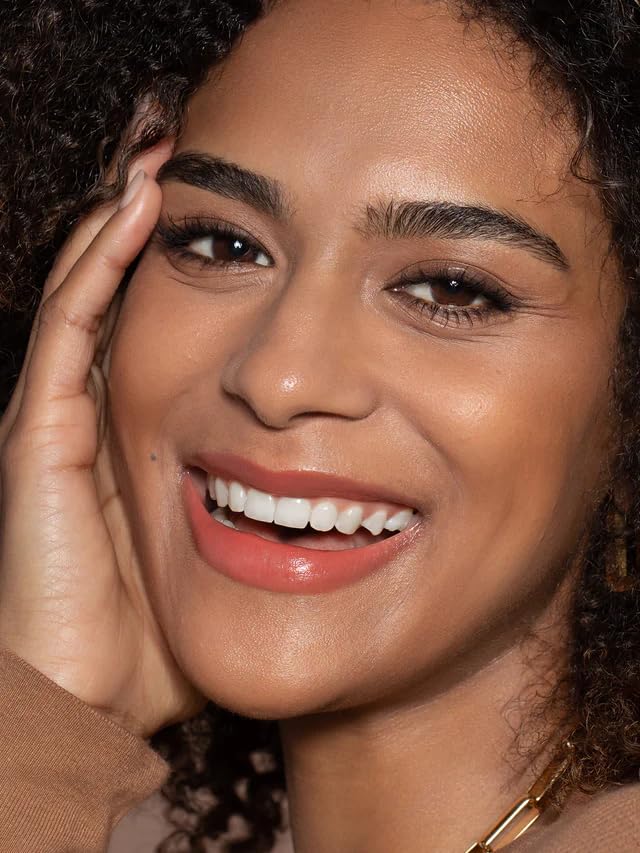 ILIA - Balmy Gloss Tinted Lip Oil | Non-Toxic, Cruelty-Free, Vegan, Hyaluronic Acid, Non-Sticky for Moisturizing + Plumping (Saint, 0.14 fl oz | 4.3 ml)