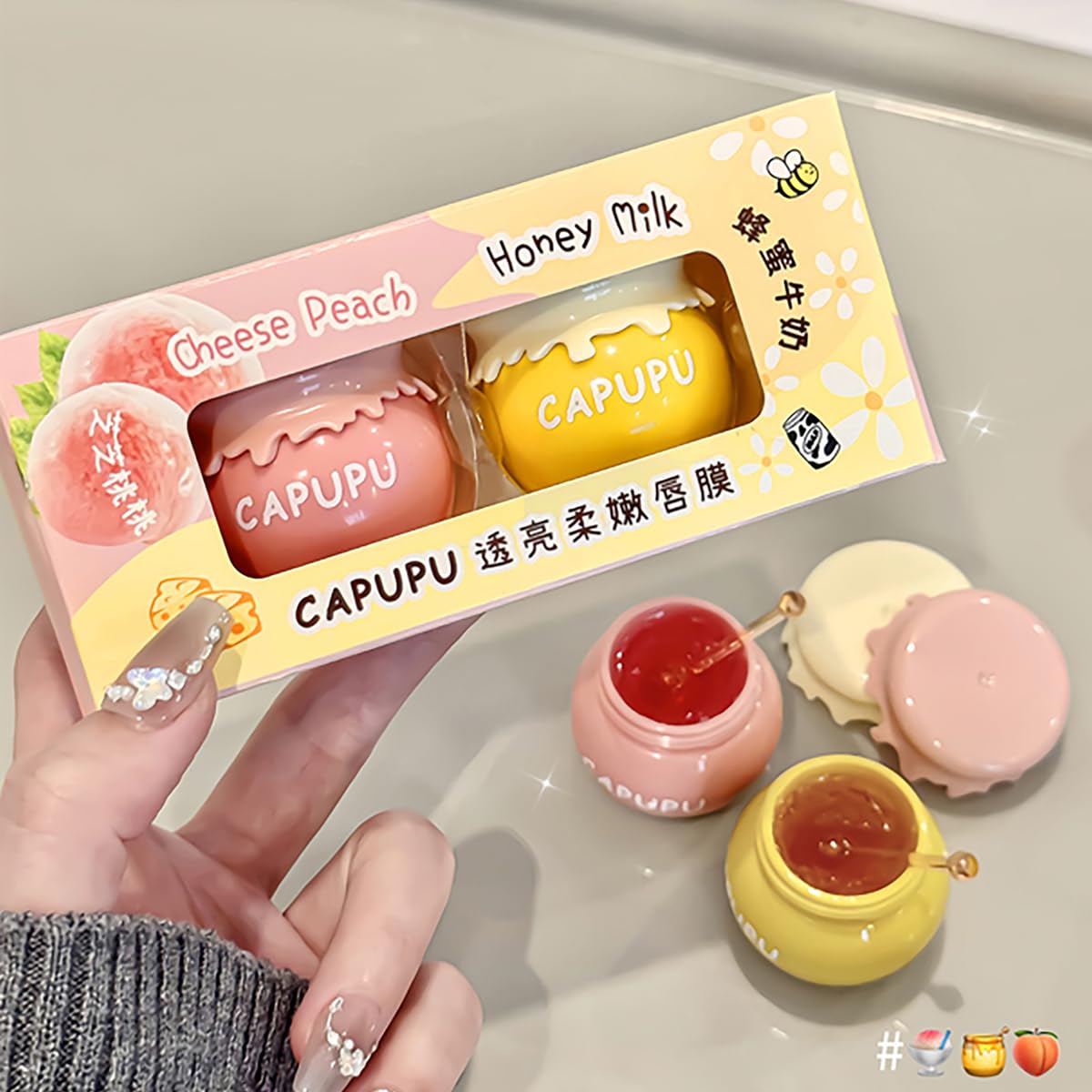 Baorder 2PCS Bee Lip Balm Honey Pot,Hydrating Honey & Peach Lip Mask,Moisturizing Lip Sleeping Prevention Dry and Cracked, Reduce Lip Lines