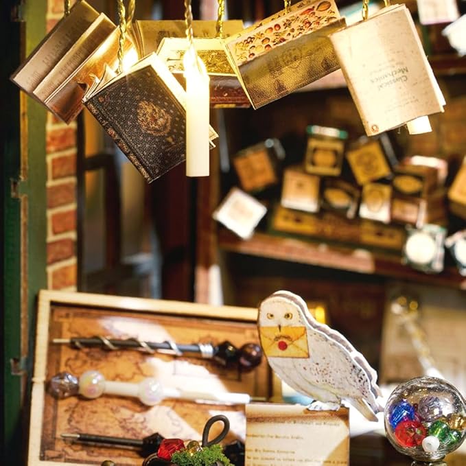 CUTEBEE DIY Miniature Dollhouse Kit, DIY Wooden Dollhouse Kit Miniature House Kit, Mini House Model for Adults and Teens, Creative Room Decorations, Gifts Idea for Family and Friends（Magic House