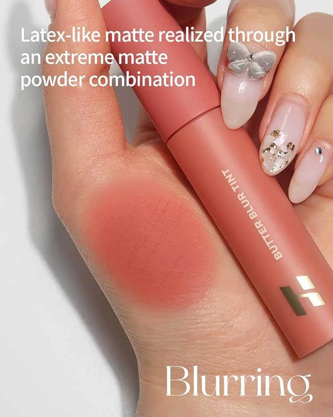 HOLIKA HOLIKA Butter Blur Lip Tint (02 PEANUT) - Korean Matte Lip Tint, Lightweight High-Pigmented Lips, Velvety Silky Smooth K-Beauty Lip Makeup, Long Wearing Formula