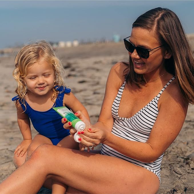 Badger Aloe Vera Gel for Sunburn Relief, Fair Trade & Organic After Sun Care, Pure Cooling Soothing Aloe Vera Gel for Face & Skin, Hypoallergenic & Unscented, 4 fl oz