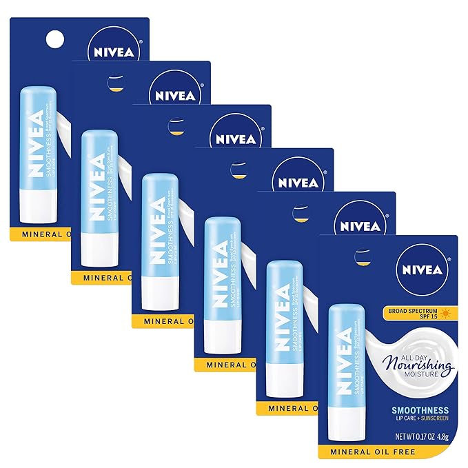 NIVEA Smoothness Lip Care SPF 15