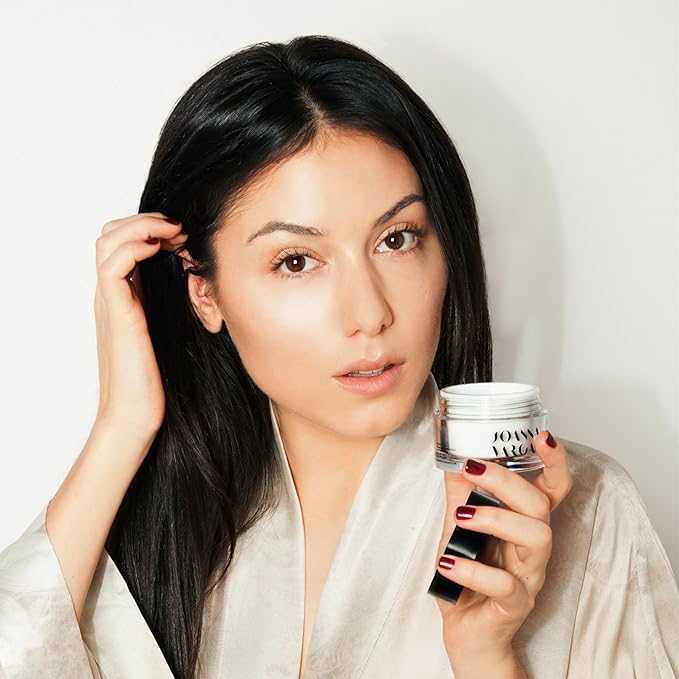 Joanna Vargas Daily Hydrating Face Cream For Women - Face Moisturizer for Radiant Soft Skin - Nourishing Day & Night Cream - Plumps & Smoothes the fine lines for Bouncier-Looking Complexion - 50ml