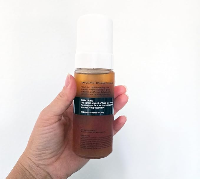 Hey Honey Skincare Propolis Facial Cleanser Foam Formula that Replenishes Skin Barrier | Gentle Face Wash for Oily, Acne-Prone & Sensitive Skin | Natural Ingredients, Non-Comedogenic | 5 oz