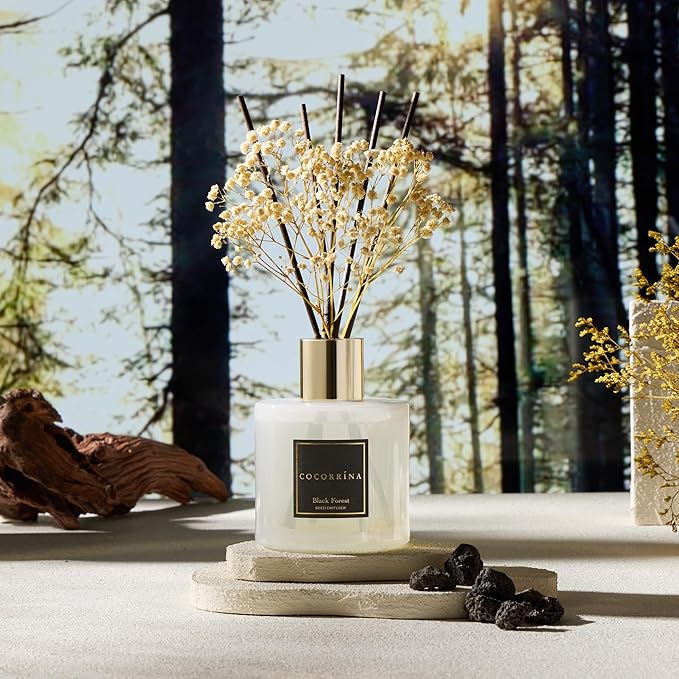 COCORRÍNA Reed Diffuser - Black Forest 17 Fl.oz Reed Diffuser with 8 Sticks Scented Diffuser with Preserved Flowers for Bathroom Home Decor