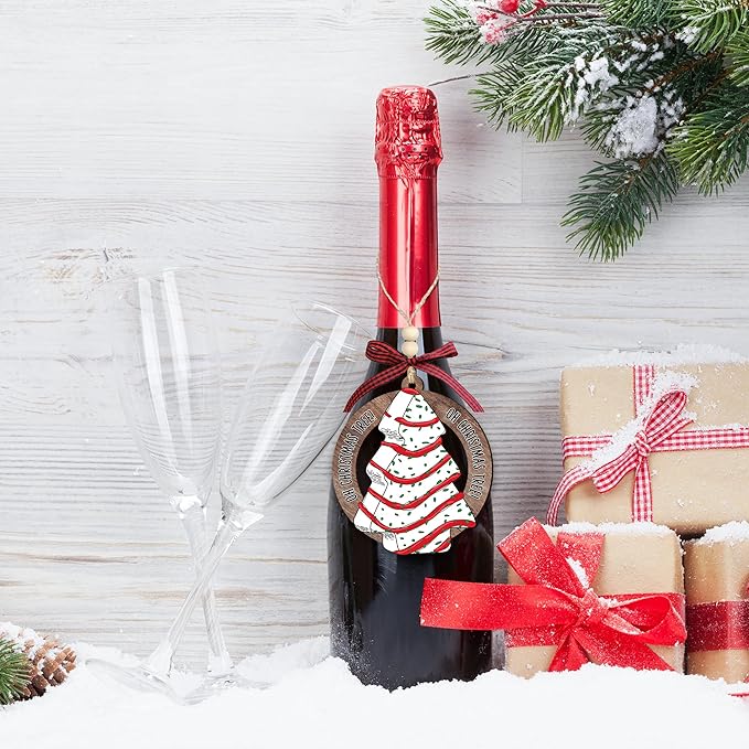 Christmas Tree Cake Ornament 2025 - Funny Food Wooden Cake Ornament for Christmas Tree - Cute Cake Hanging Ornament for Holiday Decorations, Unique Baking Gift for Friends, Family & Coworkers