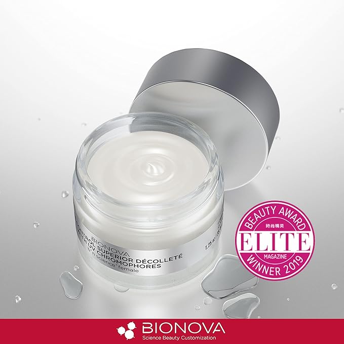 Age Control Superior Décolleté with UV